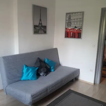 Apartment Apartma Ilirija *