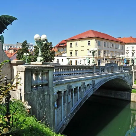 Apartma Ilirija